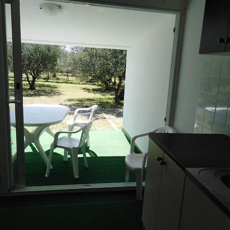 Apartments Free Parking Big Garden Peroj Luaran gambar